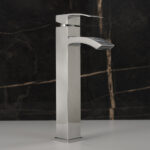 Grifo Zeus alto cromo