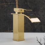 Grifo Atenea bajo dorado